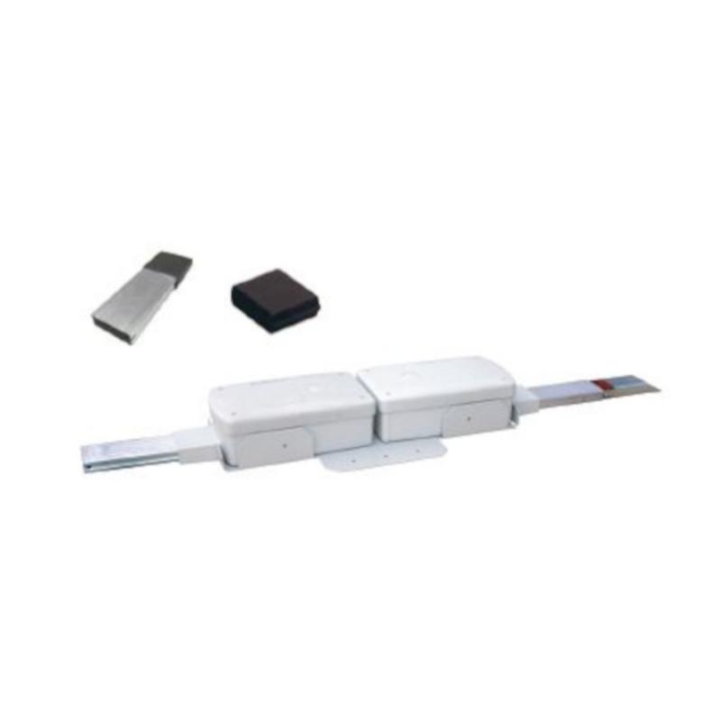 4/6 - pole 40A intermediate feed unit